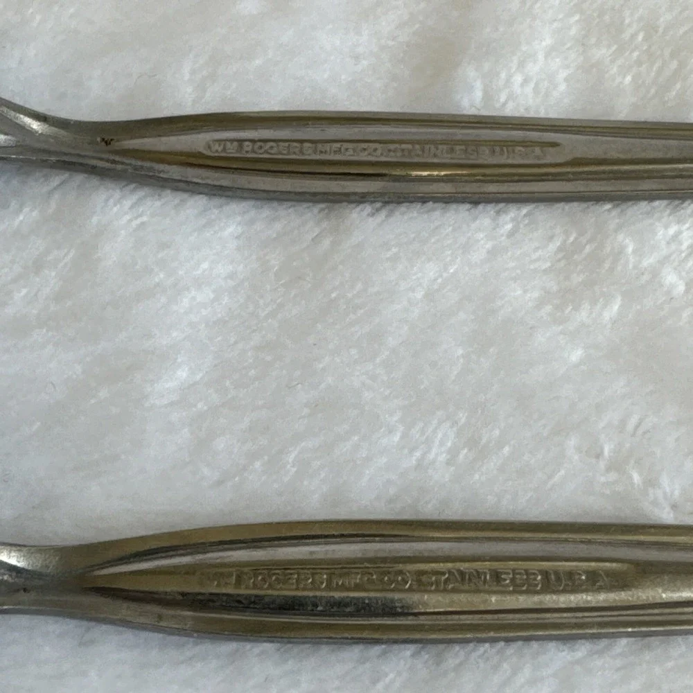 Wm Rogers Mfg‎ Co Stainless USA Grapefruit Spoons Serrated Edge Set of 2 6in